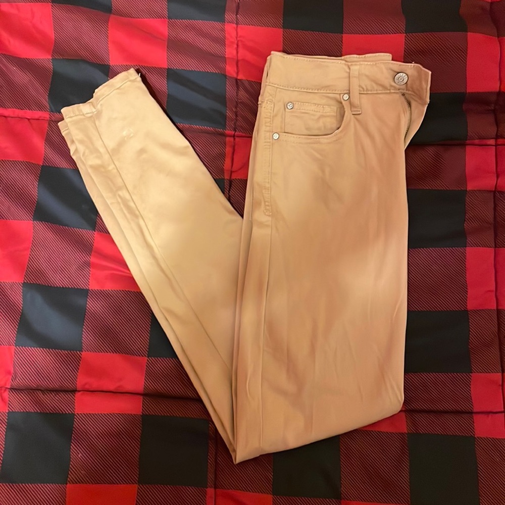 Celebrity Pink Skinmy Khakis
